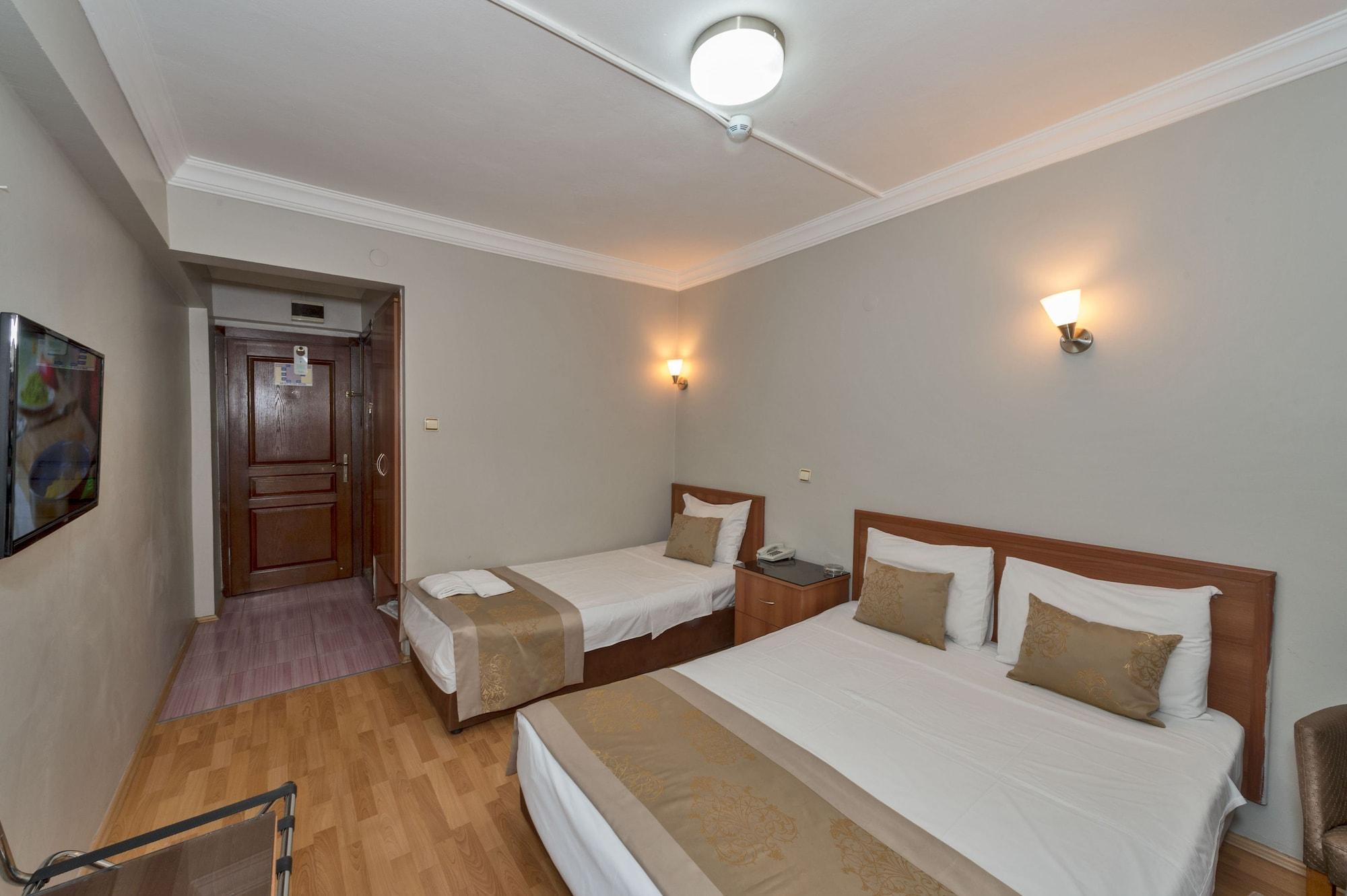 איסטמבול Beyaz Kugu Hotel מראה חיצוני תמונה