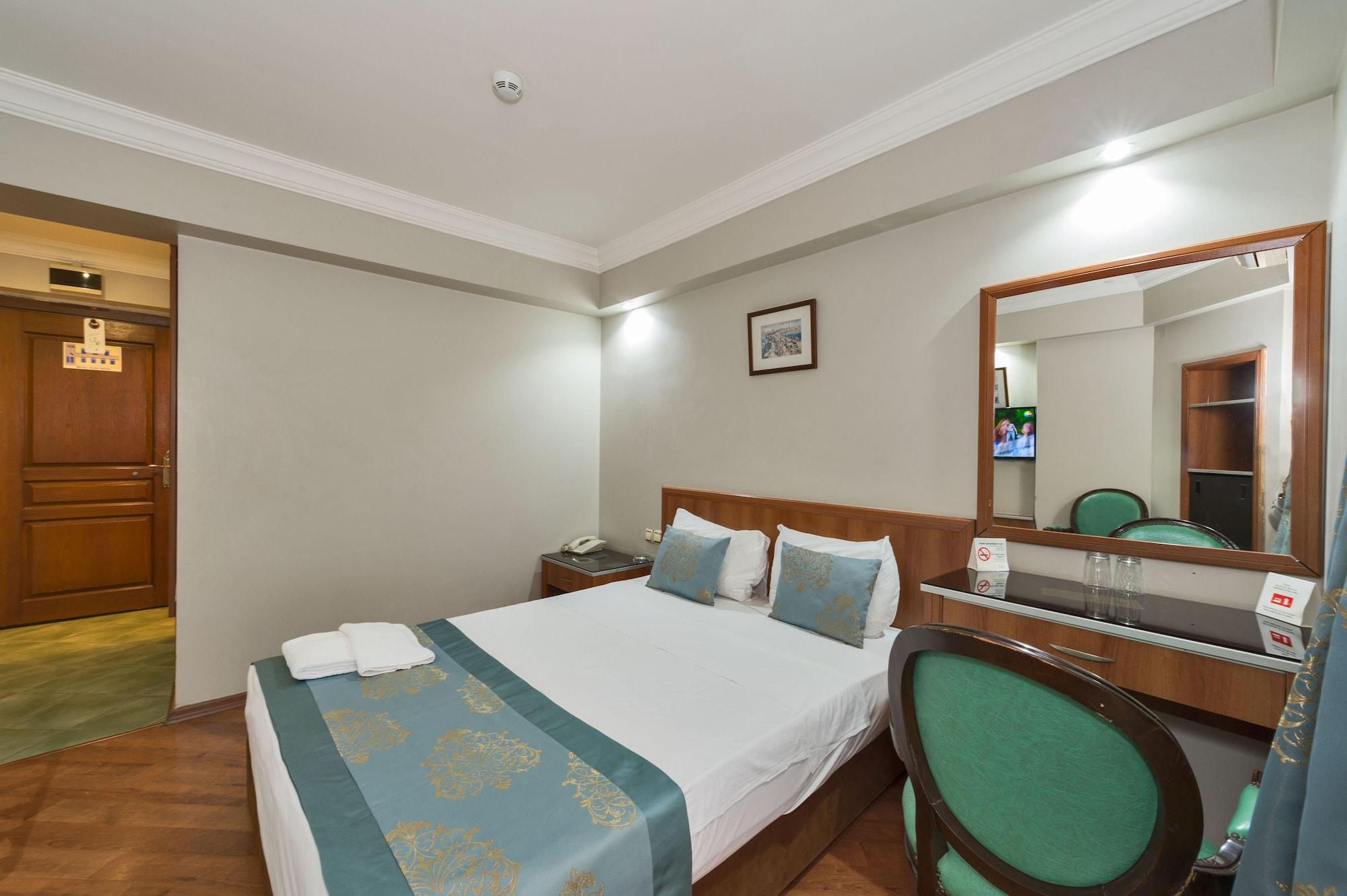 איסטמבול Beyaz Kugu Hotel מראה חיצוני תמונה