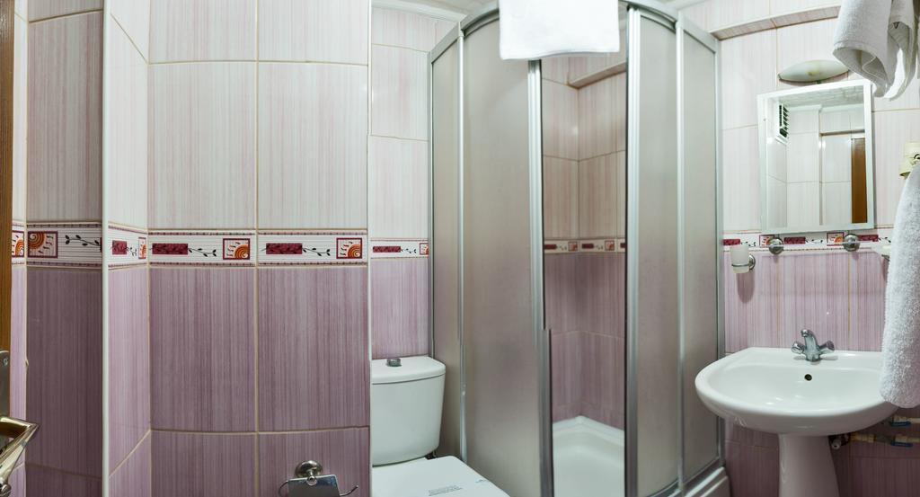 איסטמבול Beyaz Kugu Hotel מראה חיצוני תמונה