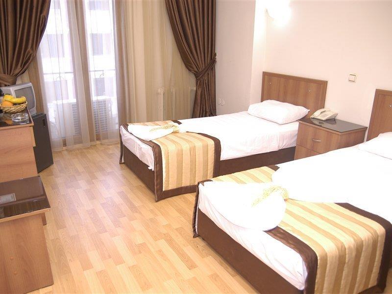 איסטמבול Beyaz Kugu Hotel מראה חיצוני תמונה
